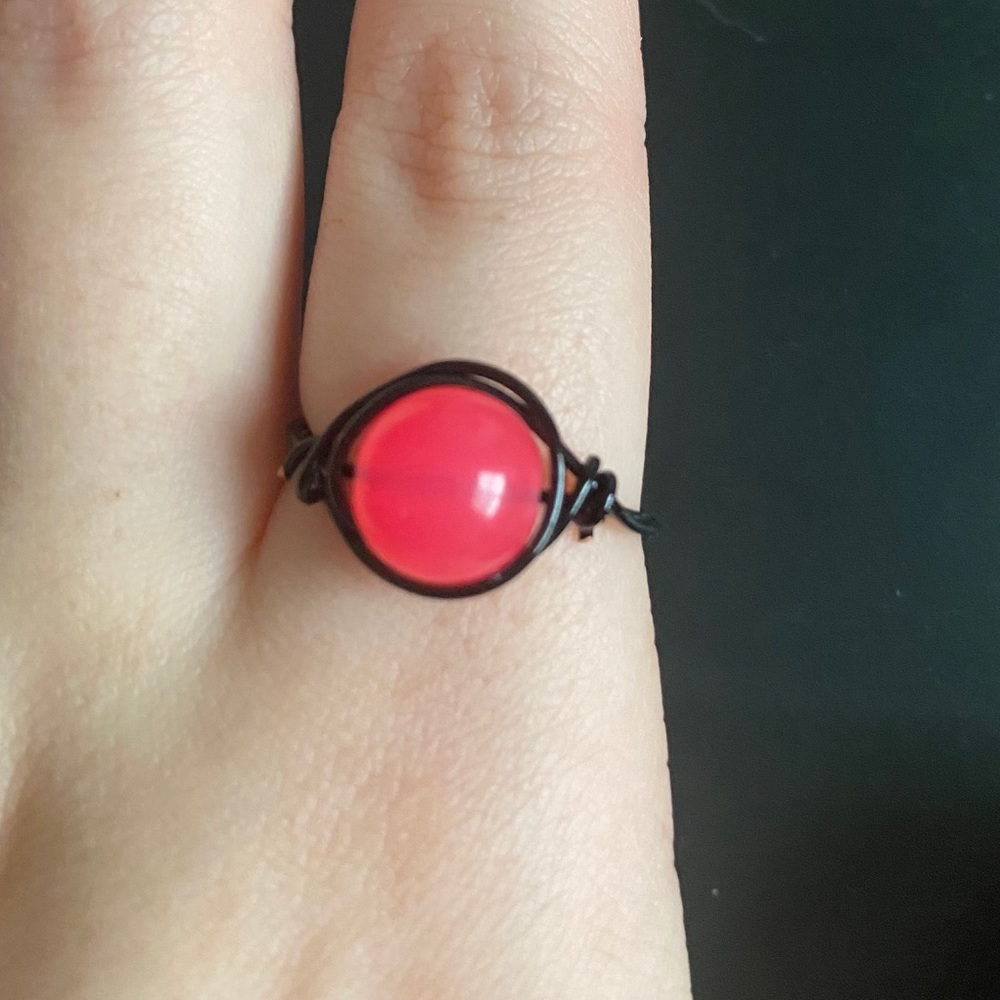 pink bead wire ring